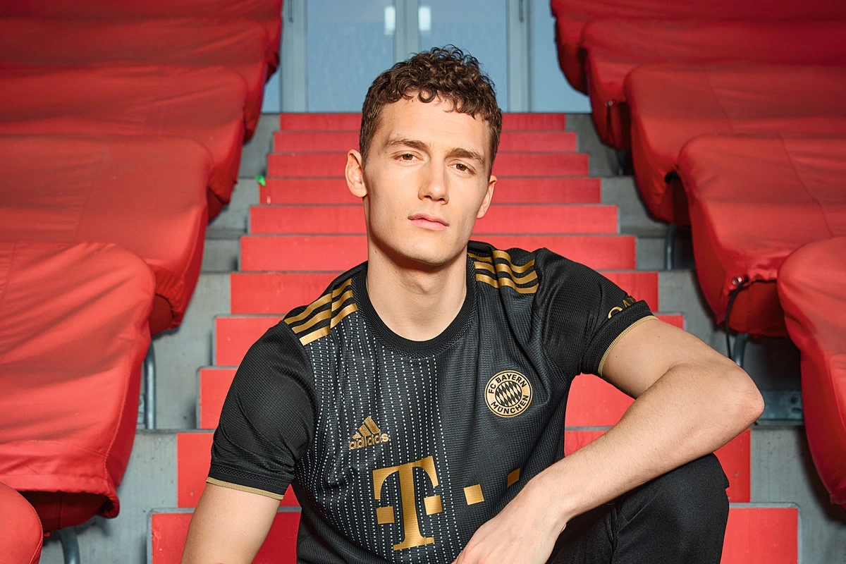 率队夺冠后，梅西蝉联美职联年度MVP