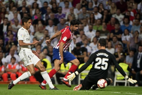 32岁津门虎王牌队长正式转会上港，亚冠首轮亮相柔佛引关注